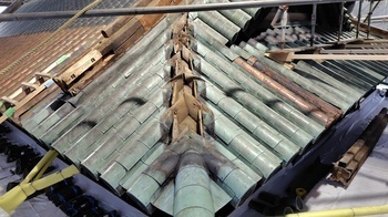 北の郭北門南西隅棟取外し状況の画像