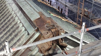 北の郭北門南鯱取外し状況の画像