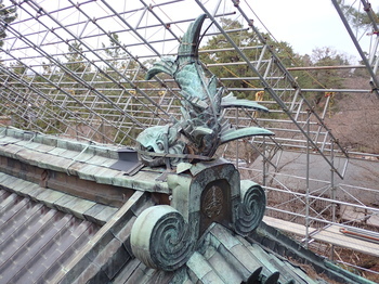 二の丸東門鯱・大棟鬼板