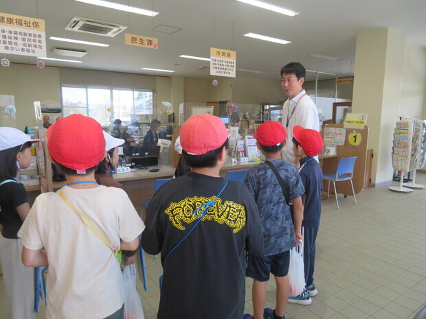 R8.9.17‗職場見学‗民生課
